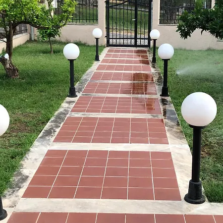 Elisabet Luxury Apartment Nea Moudania
