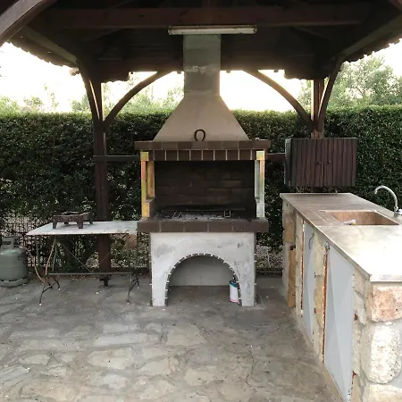 Apartment Elisabet Luxury Nea Moudania